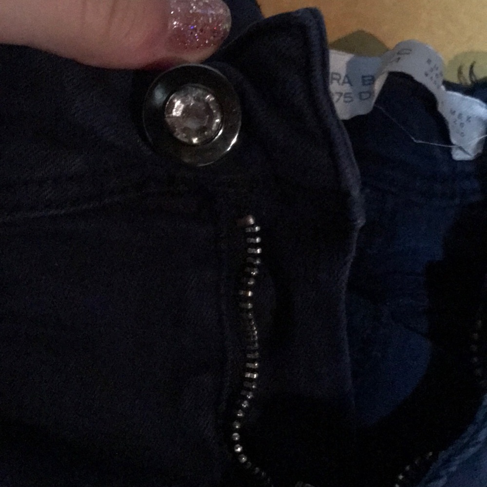 Jeans - Picture 2 of 3